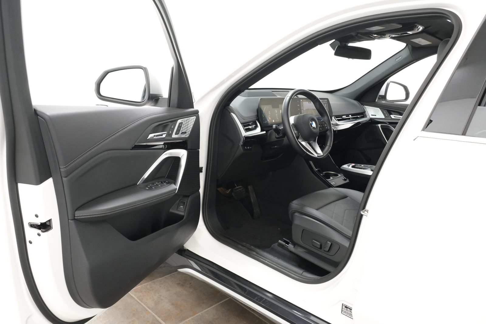 Used 2023 BMW X1 xDrive28i w/ Premium Package AWD/4WD image 24