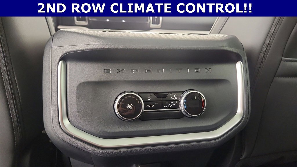 New 2025 Ford Expedition Active image 28