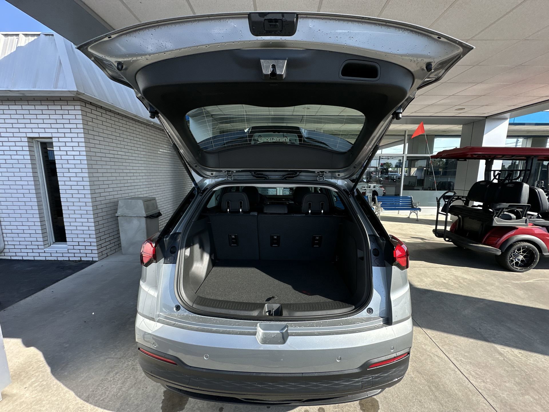 New 2027 Chevrolet Bolt LT FWD image 23