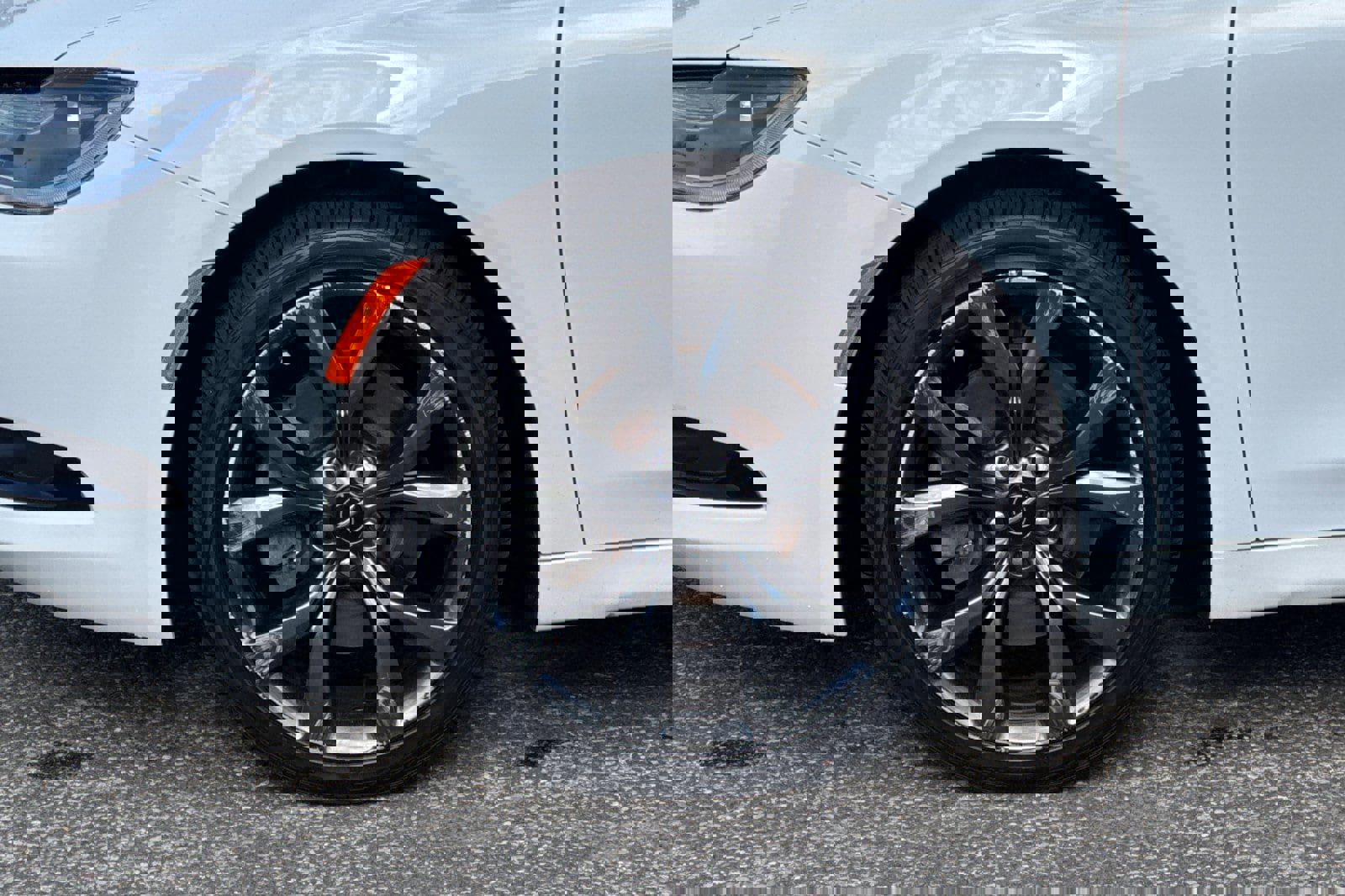 Used 2015 Chrysler 200 S w/ Navigation & Sound Group I image 27