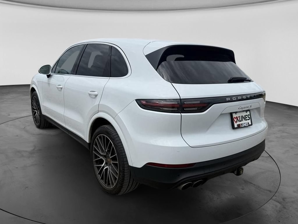 Used 2021 Porsche Cayenne S AWD/4WD image 9
