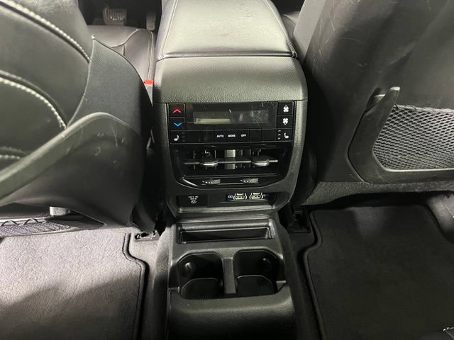 Used 2023 Jeep Grand Cherokee L Limited AWD/4WD image 43