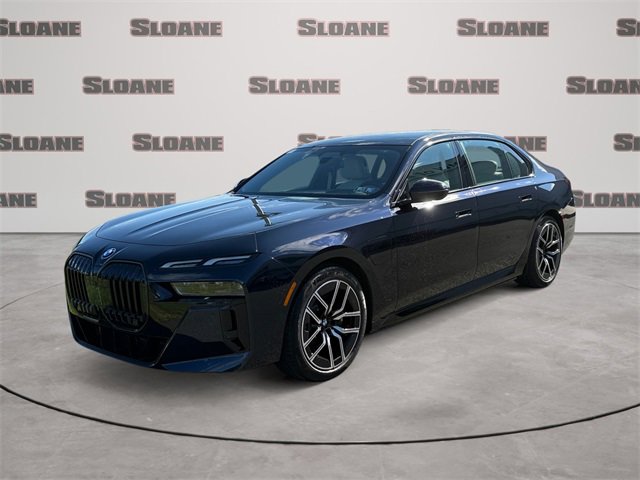 New 2026 BMW 750e xDrive