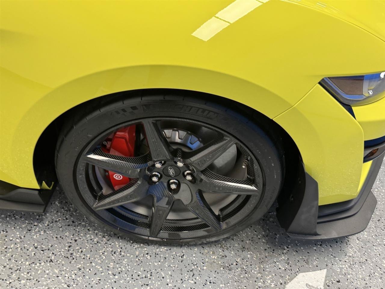 Used 2021 Ford Mustang Shelby GT500 w/ Carbon Fiber Track Pack RWD image 27