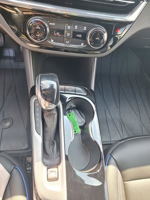 Used 2025 Buick Envista Sport Touring w/ Convenience I Package FWD image 25