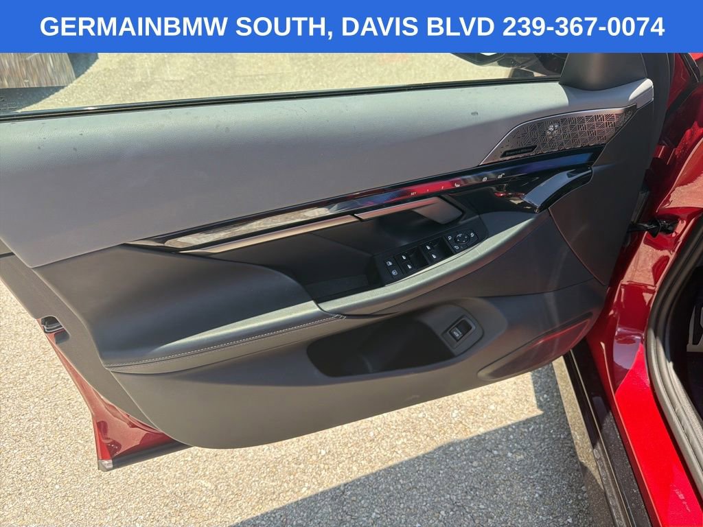 Used 2024 BMW 540i xDrive w/ Executive Package AWD/4WD image 30