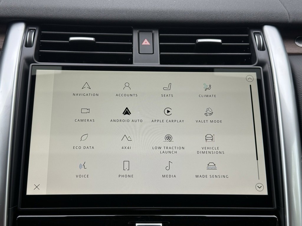 New 2025 Land Rover Discovery Dynamic SE image 25