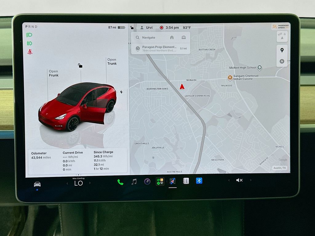 Used 2022 Tesla Model Y Performance AWD/4WD image 13