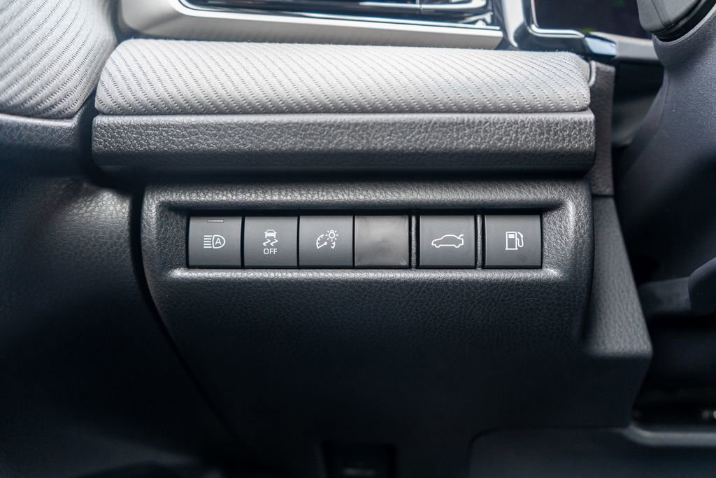 New 2026 Toyota Camry SE image 19
