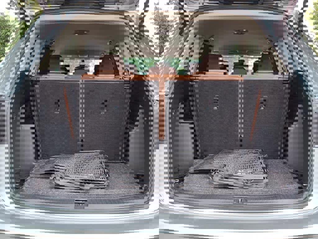 Used 2023 Volkswagen Atlas SE image 6