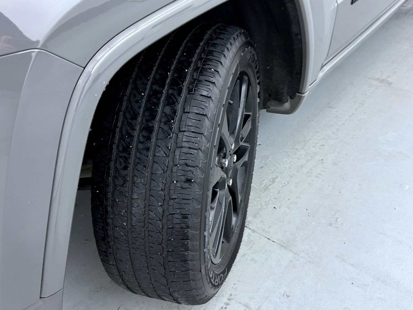 Used 2022 Jeep Grand Cherokee Laredo X AWD/4WD image 24