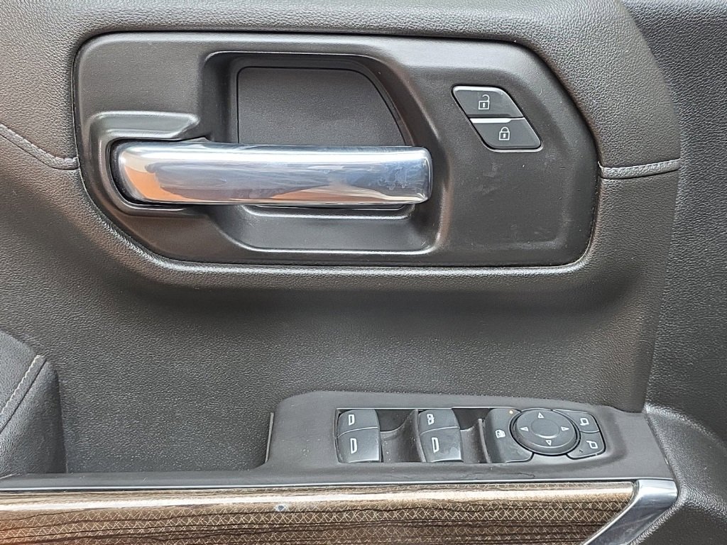 Used 2021 Chevrolet Silverado 1500 LT Trail Boss w/ Convenience Package II image 24