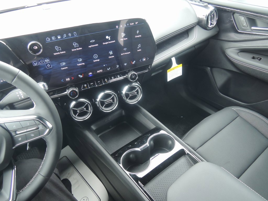 New 2026 Chevrolet Blazer EV LT image 16