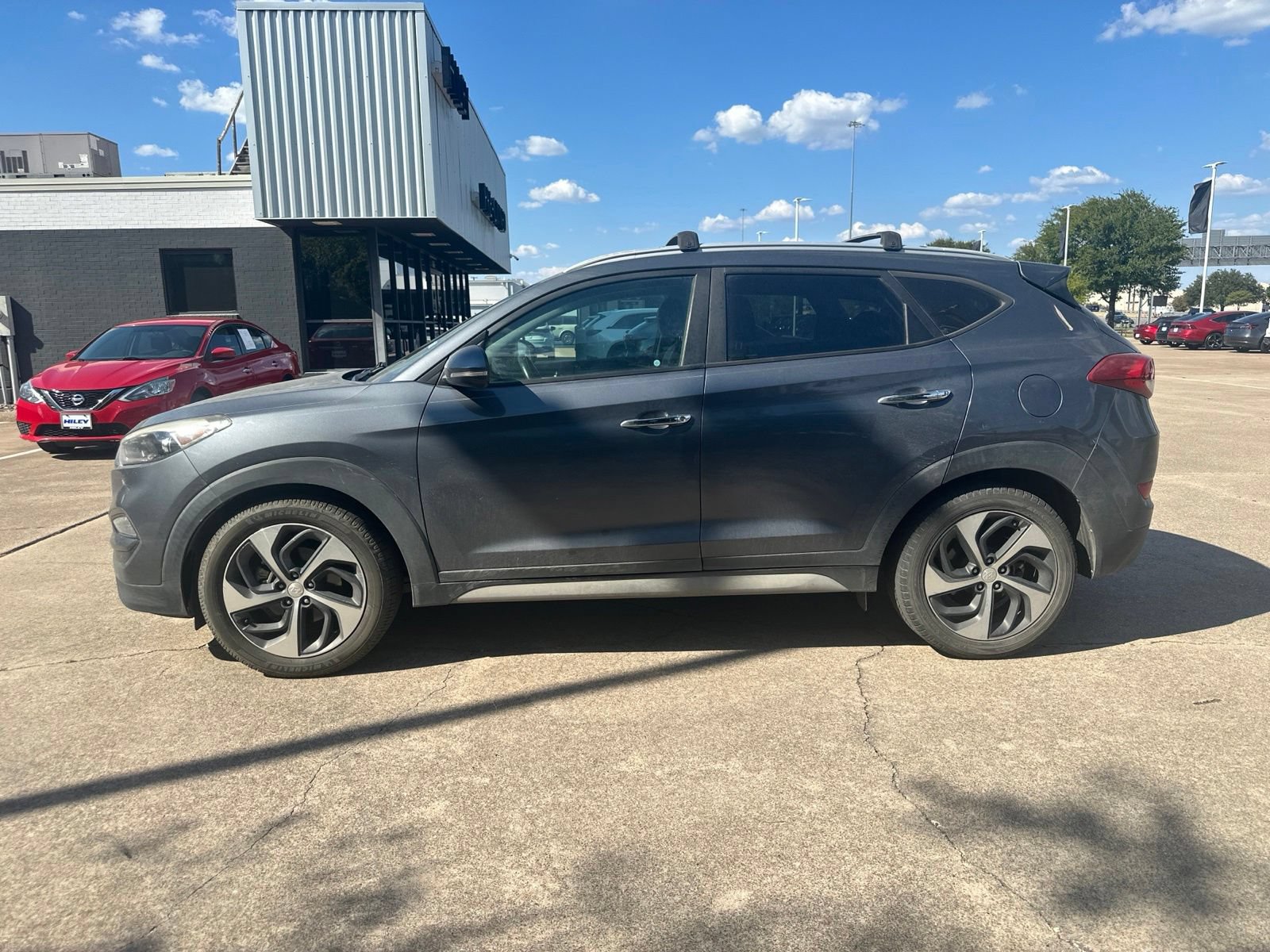 Used 2017 Hyundai Tucson Limited FWD image 3