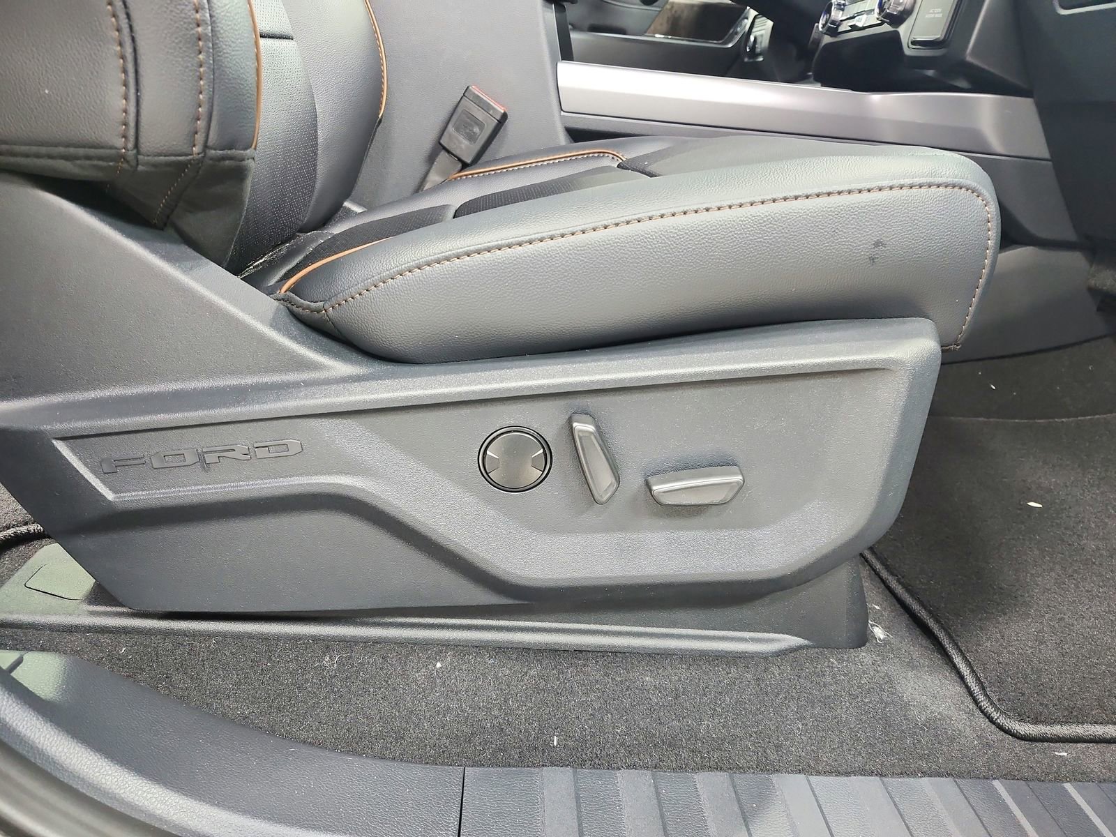 New 2026 Ford F250 Lariat image 44