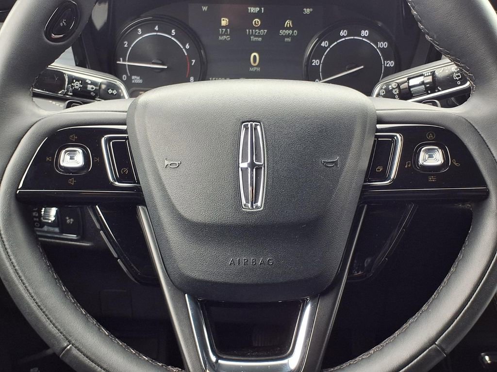 Used 2022 Lincoln Corsair AWD w/ Equipment Group 101A image 17