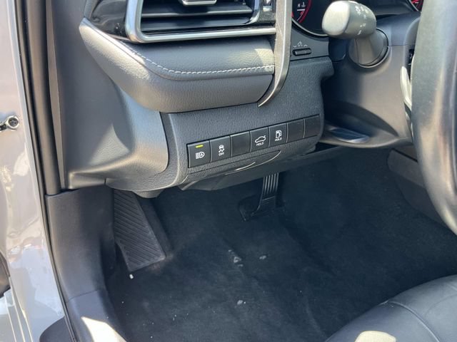 Used 2024 Toyota Camry XSE FWD image 28
