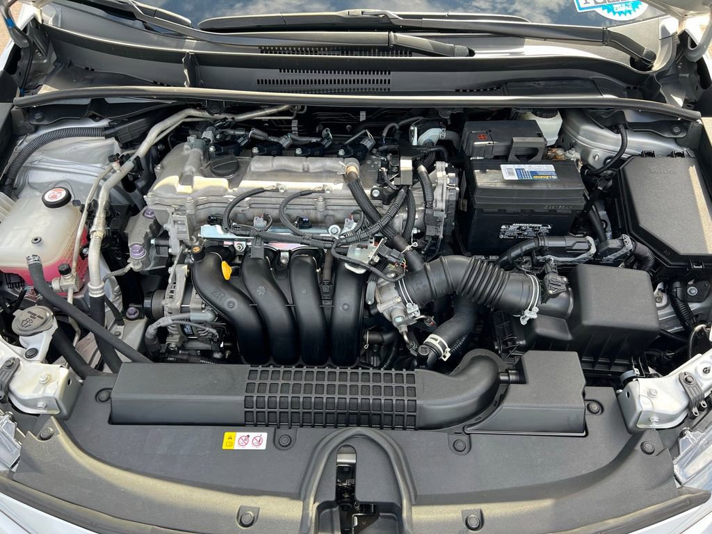 Used 2022 Toyota Corolla LE FWD image 15