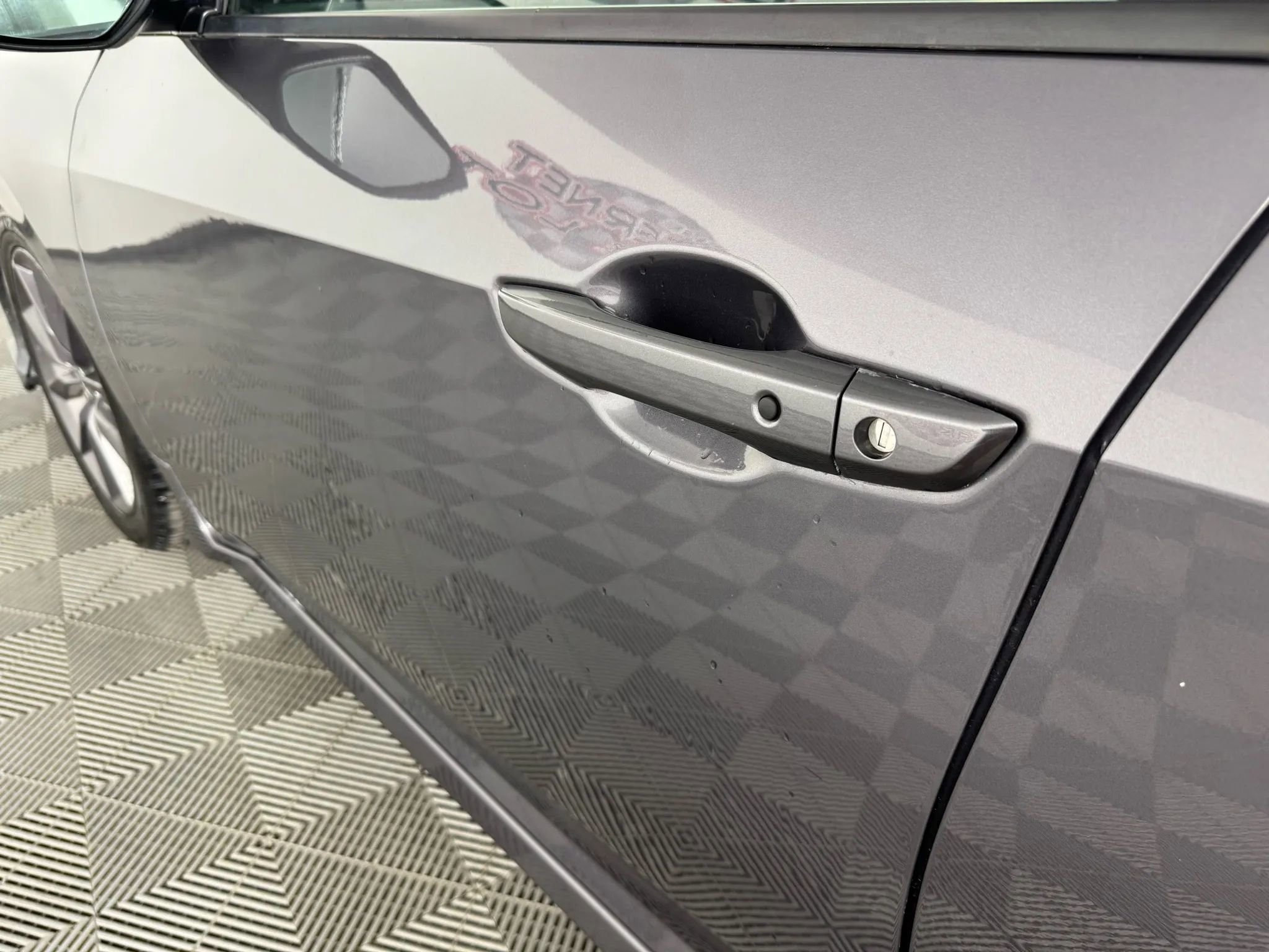 Used 2020 Honda Civic EX image 25