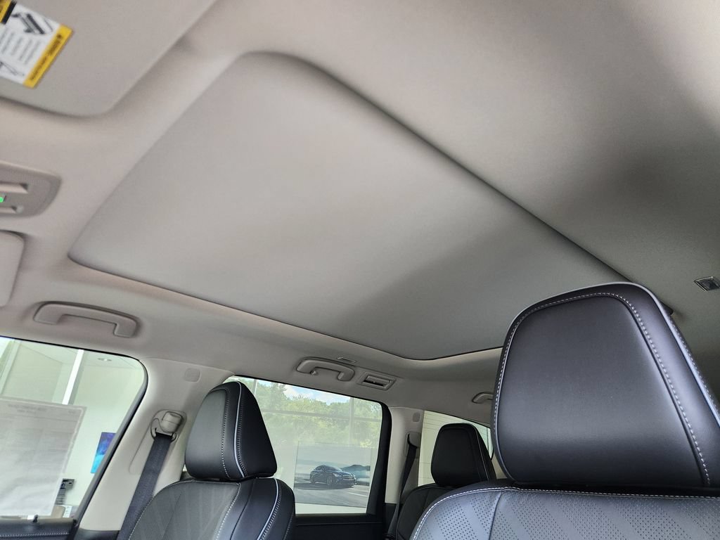 New 2026 INFINITI QX80 Luxe w/ Cargo Package AWD/4WD image 10
