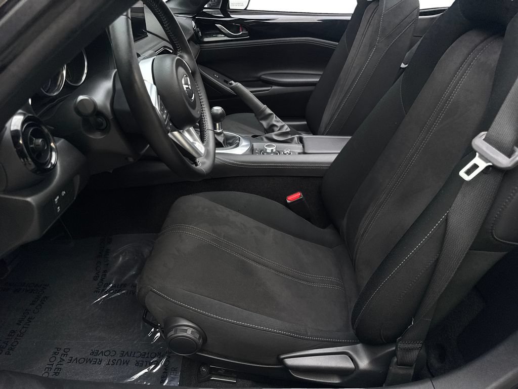 Used 2024 MAZDA MX-5 Miata Club RWD image 33