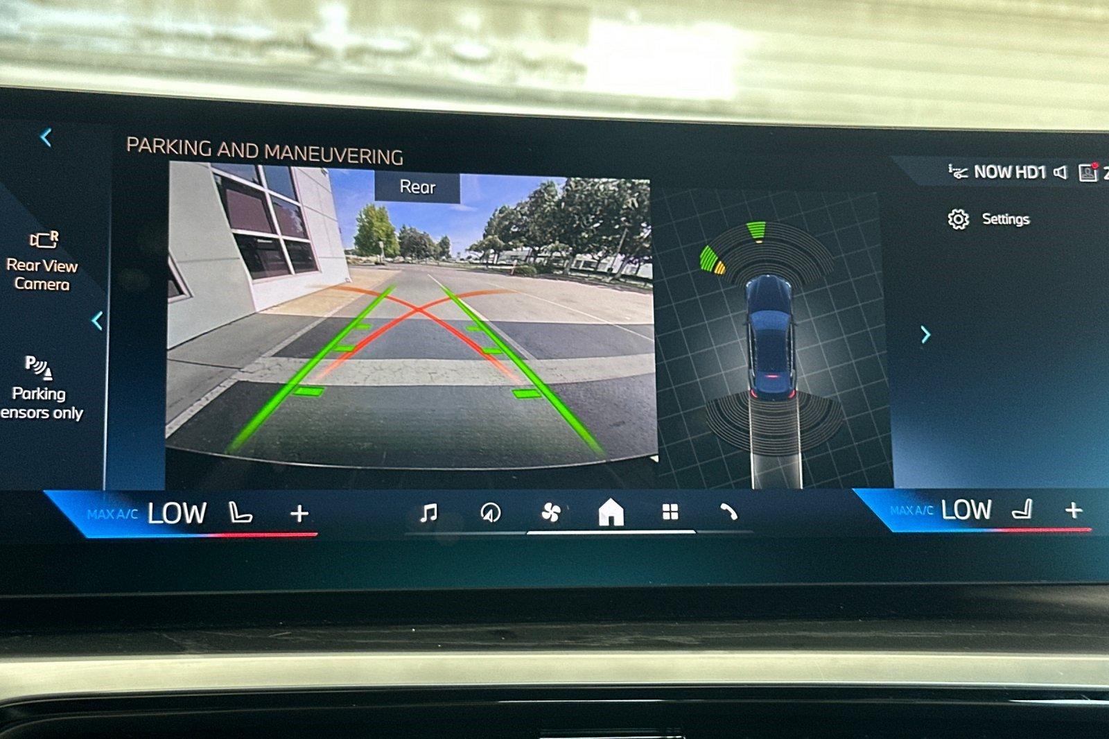 Certified 2024 BMW i4 eDrive35 w/ Premium Package RWD image 25