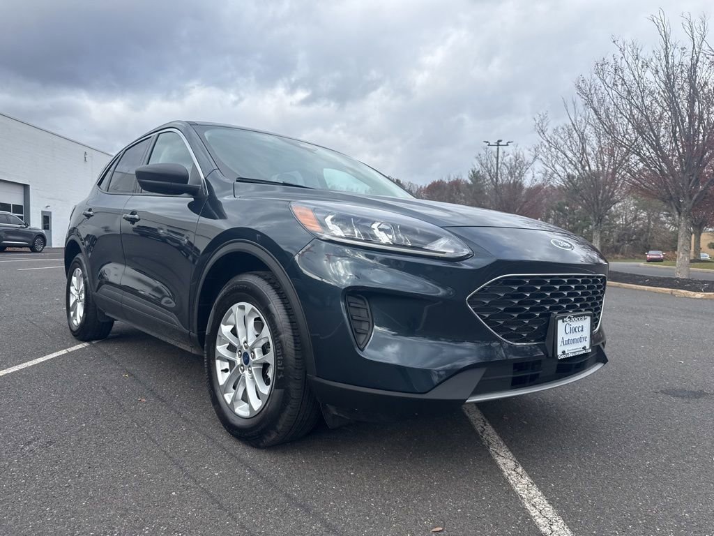 Used 2022 Ford Escape SE w/ Convenience Package