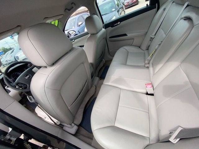 Used 2008 Chevrolet Impala LT FWD image 21