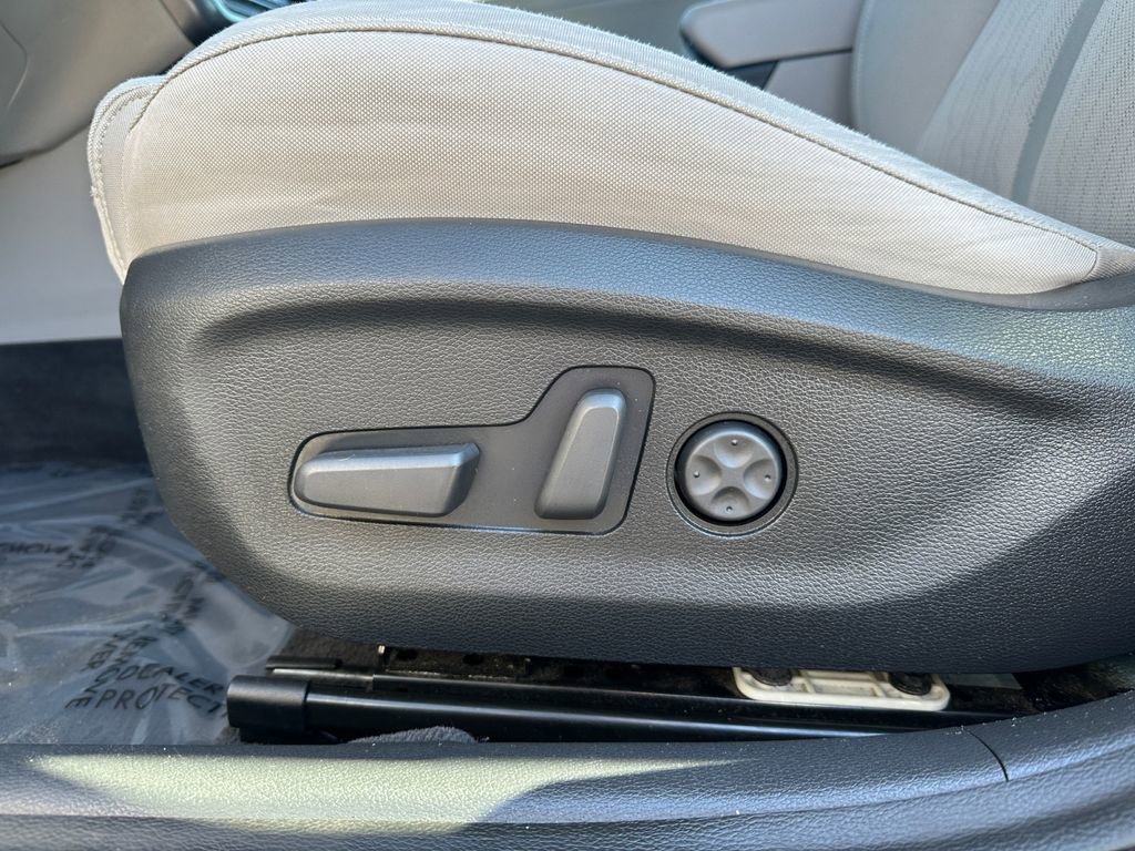 Used 2019 Hyundai Sonata Plug-In Hybrid image 16