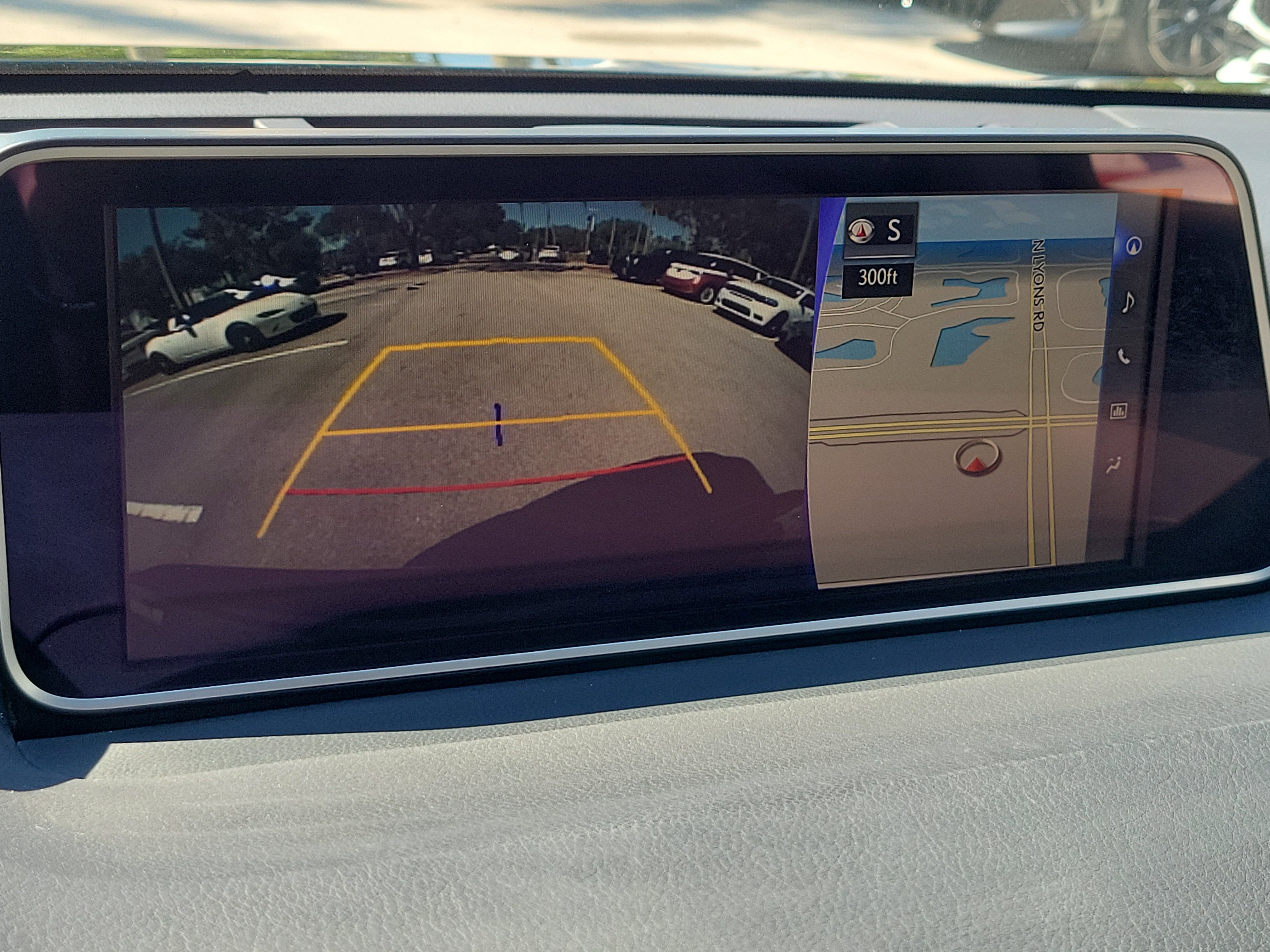 Used 2019 Lexus RX 350 FWD w/ Navigation Package image 29