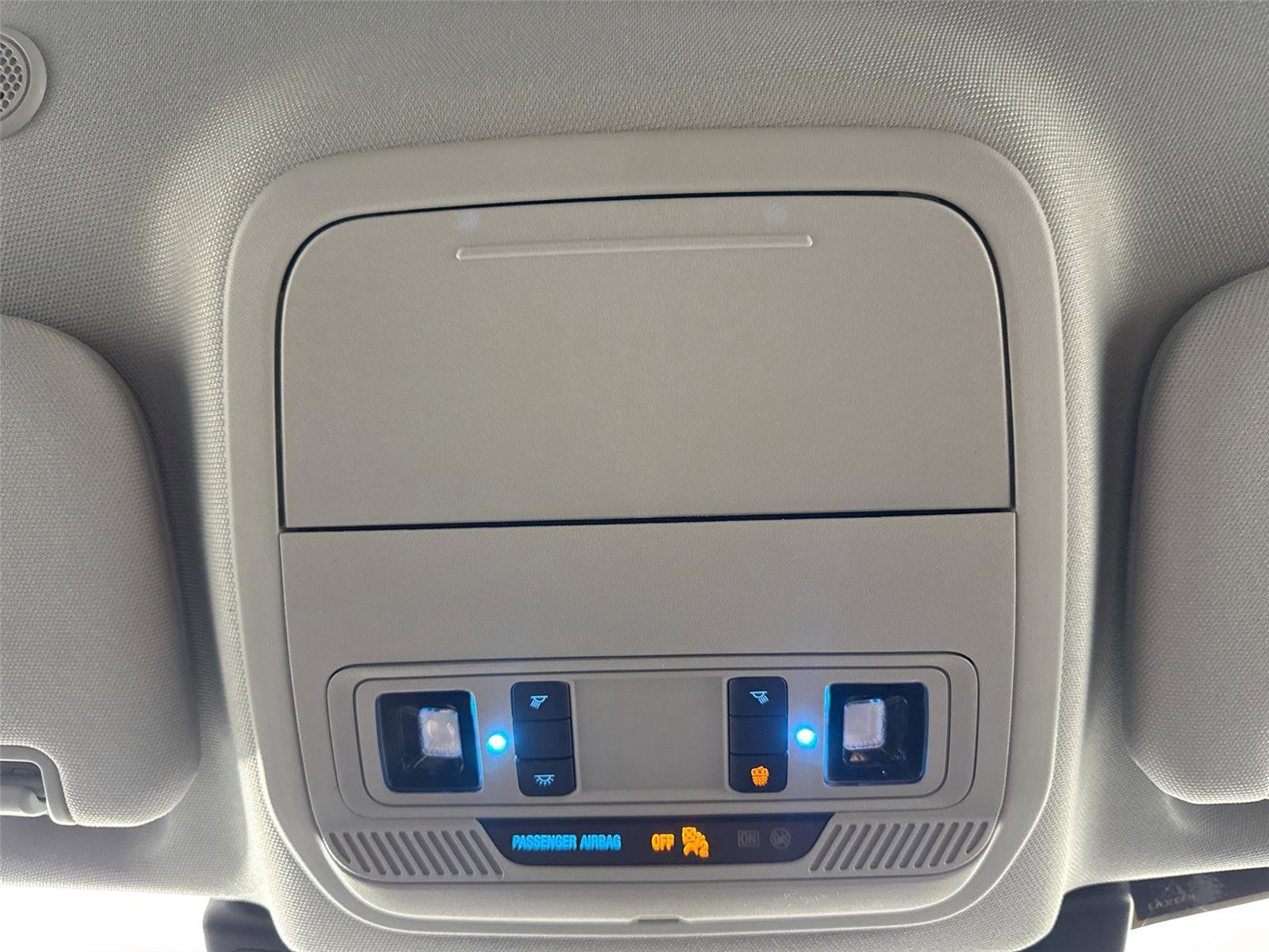 Used 2024 Ford Explorer XLT w/ Class IV Trailer Tow Package image 6