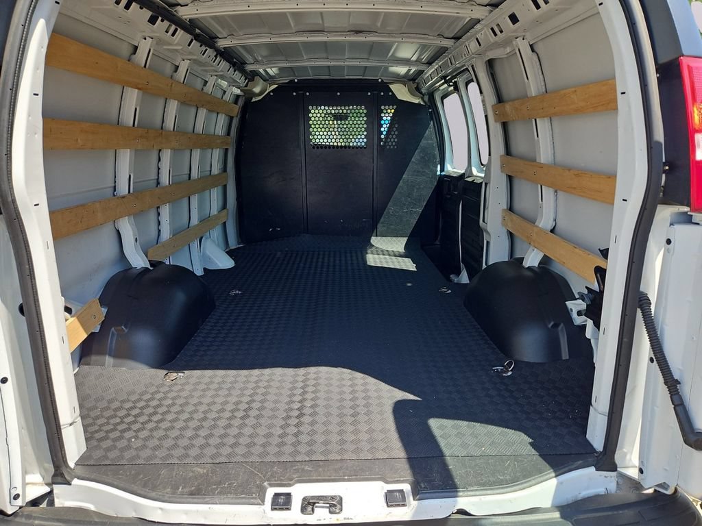Certified 2024 Chevrolet Express 2500 w/ Driver Convenience Package RWD image 28