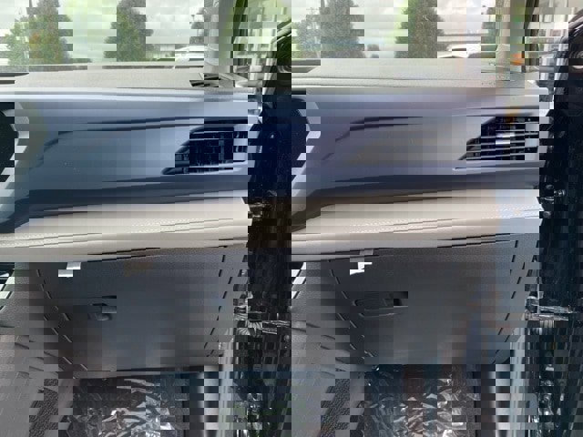 New 2024 Volkswagen Taos SE image 57