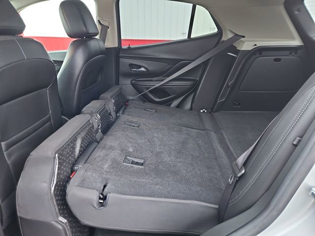Used 2021 Buick Encore Preferred FWD image 39