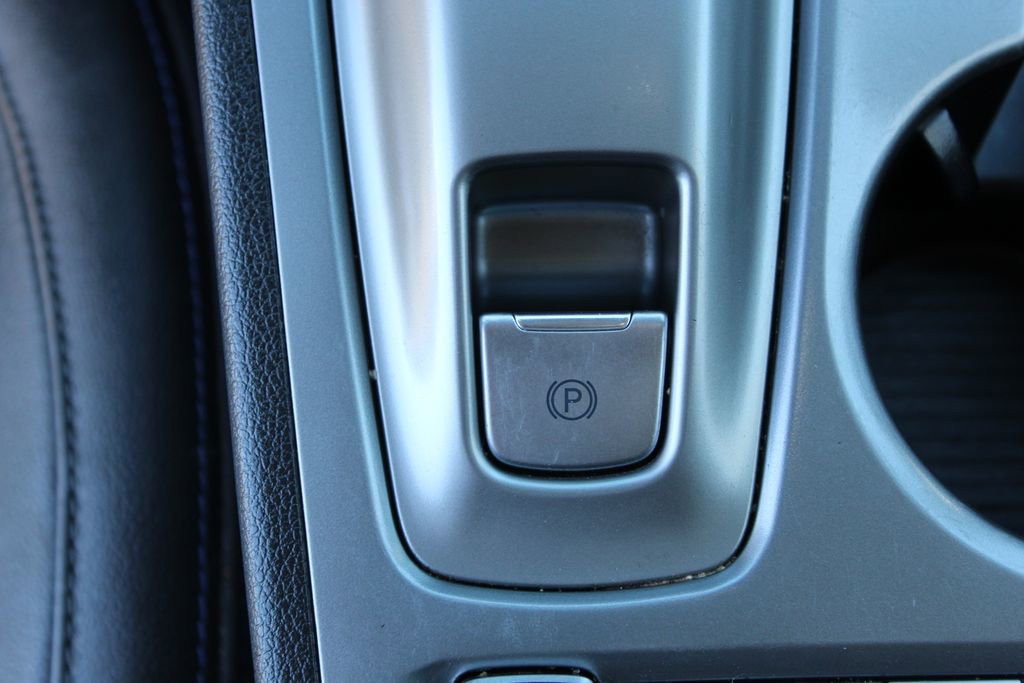 Used 2023 Hyundai Kona Limited image 23