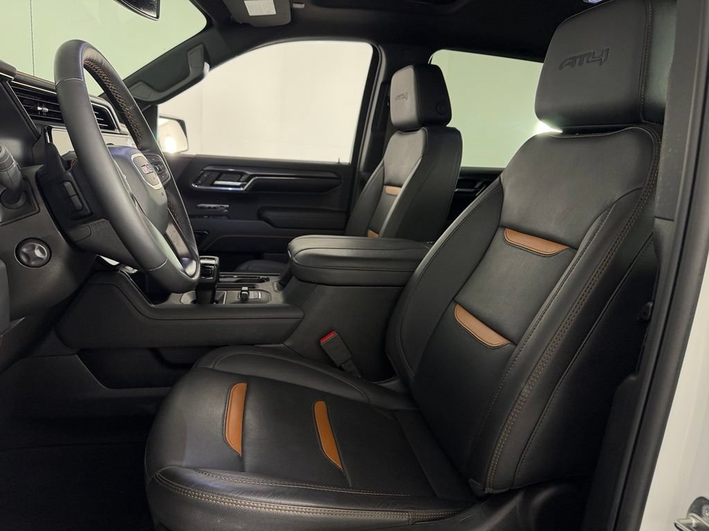 Used 2024 GMC Sierra 1500 AT4 w/ AT4 Premium Package AWD/4WD image 23