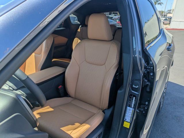 Used 2026 Lexus RX 350 w/ Convenience Package image 11
