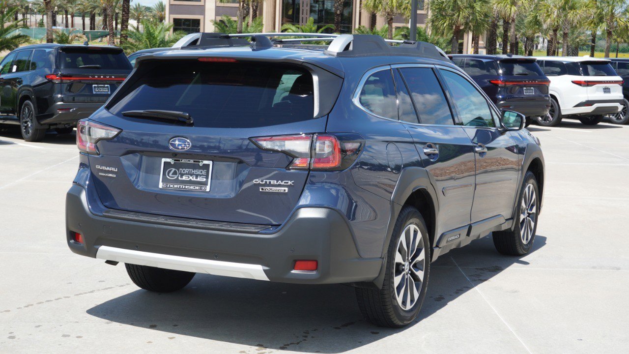 Used 2025 Subaru Outback Touring AWD/4WD image 6