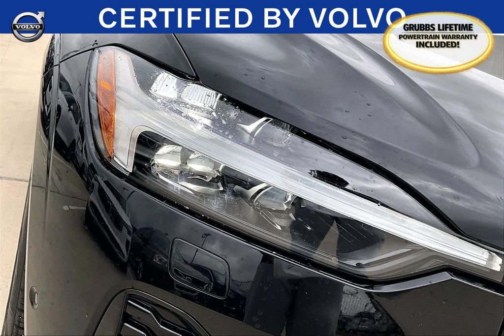 Used 2024 Volvo XC60 B5 Plus w/ Protection Package Premier image 38