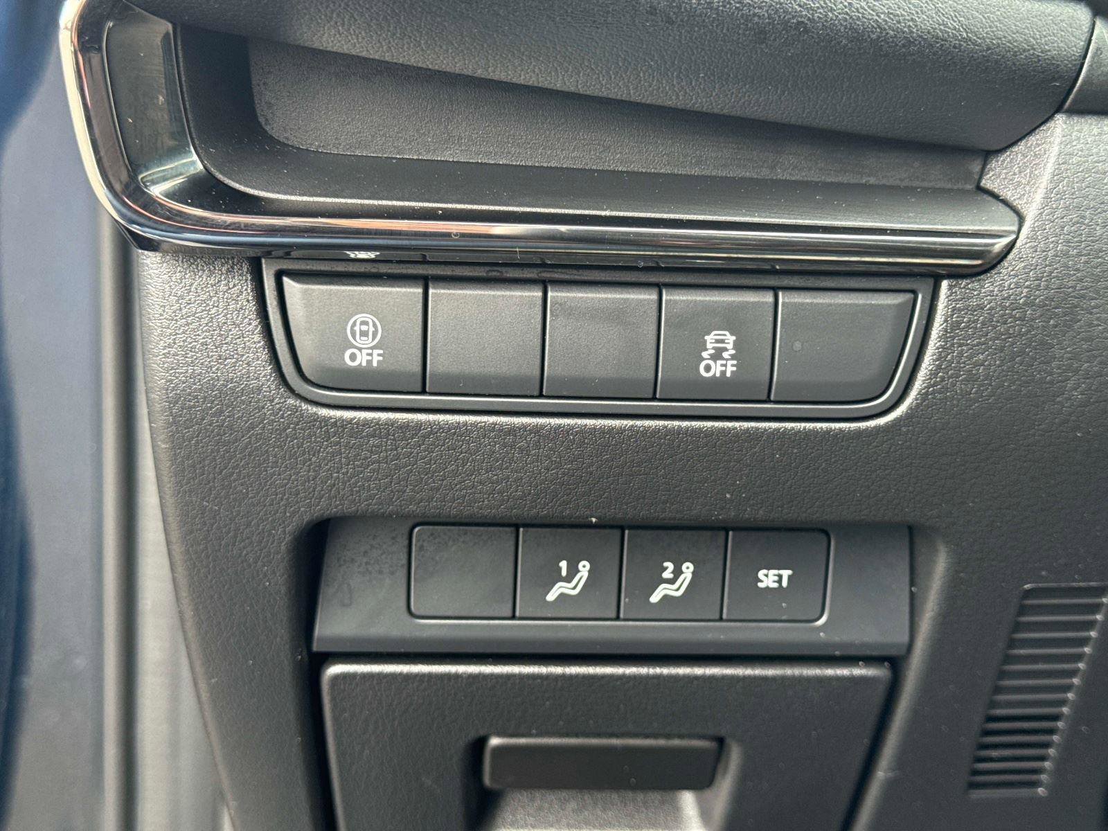 Certified 2023 MAZDA MAZDA3 s image 28