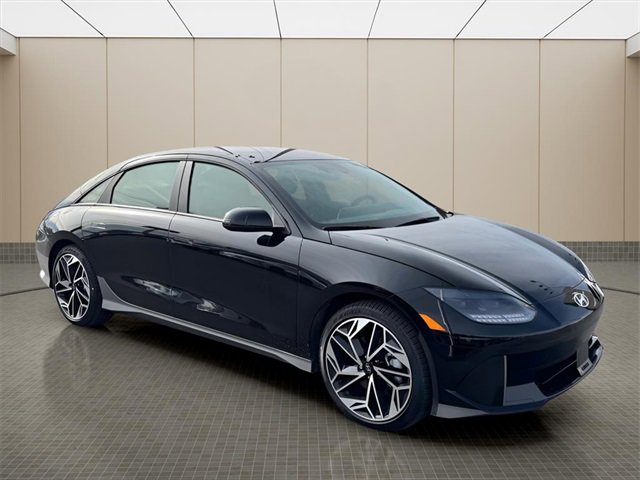 New 2025 Hyundai Ioniq 6 SEL image 2
