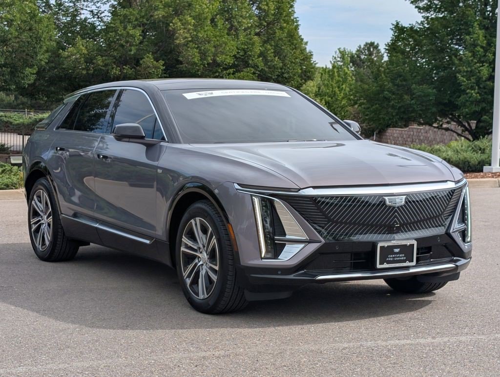 Certified 2026 Cadillac Lyriq Premium Luxury AWD/4WD image 5