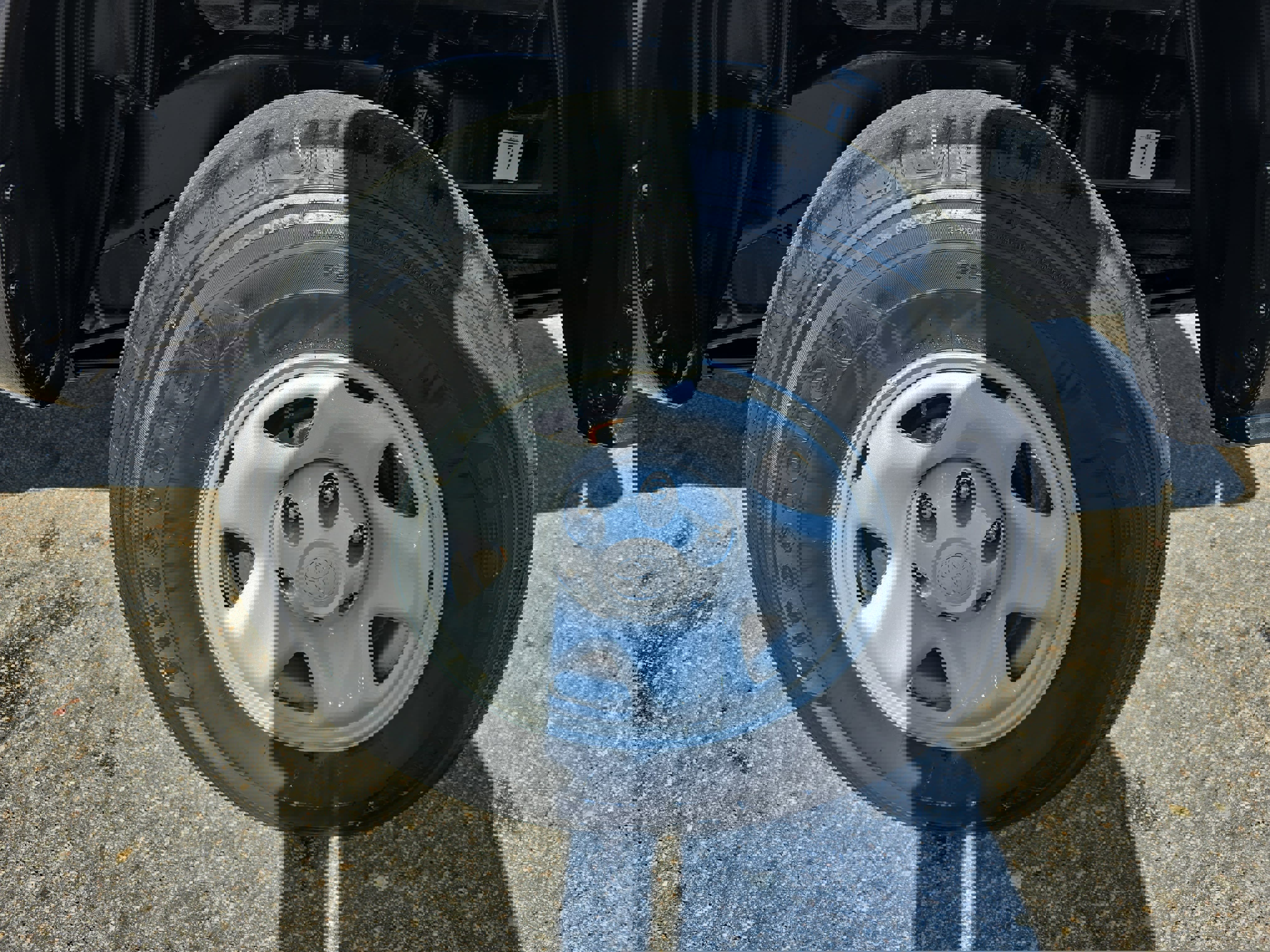 Used 2023 Toyota Tacoma SR image 35