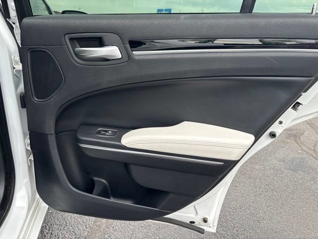Used 2017 Chrysler 300 S w/ 300S Premium Group 2 RWD image 14