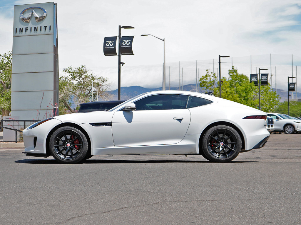 Used 2018 Jaguar F-TYPE Coupe RWD image 8