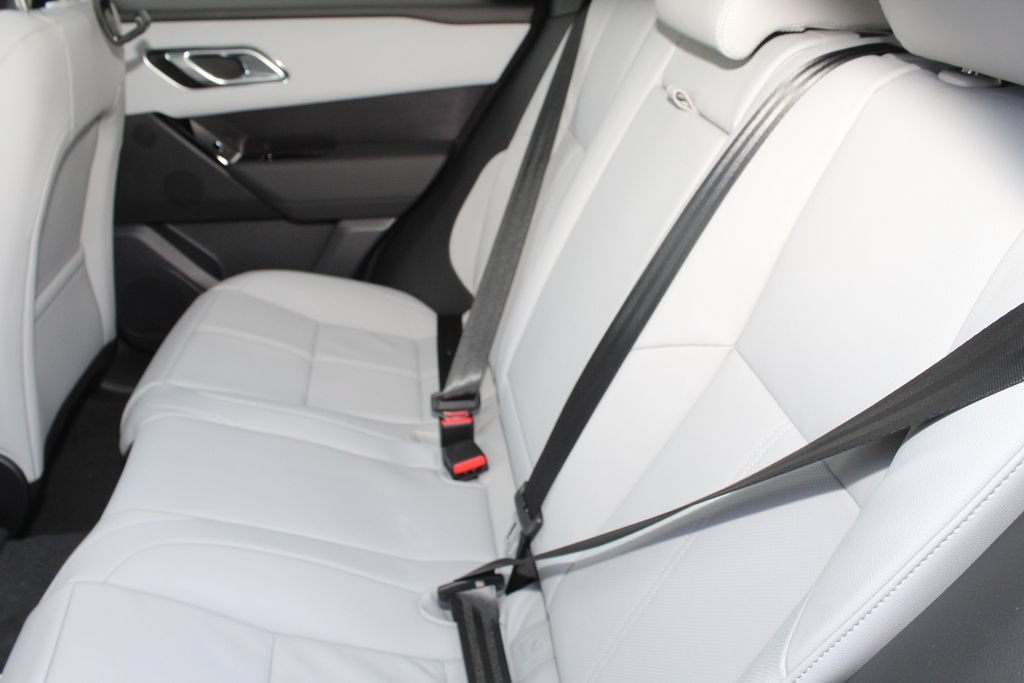 New 2026 Land Rover Range Rover Velar Dynamic SE AWD/4WD image 4