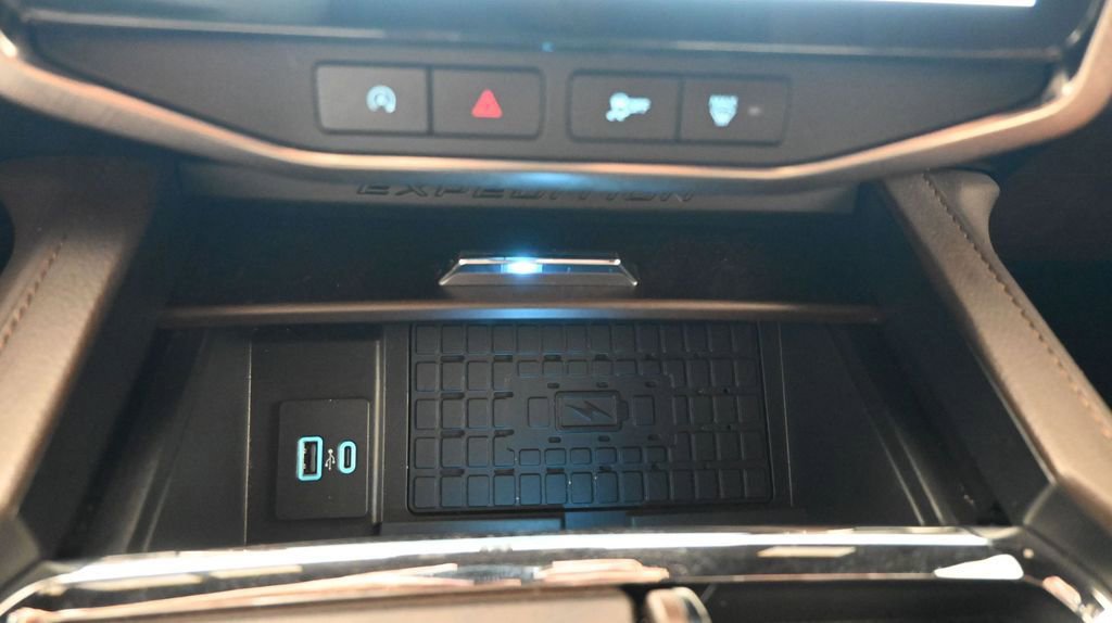 Used 2024 Ford Expedition King Ranch RWD image 35