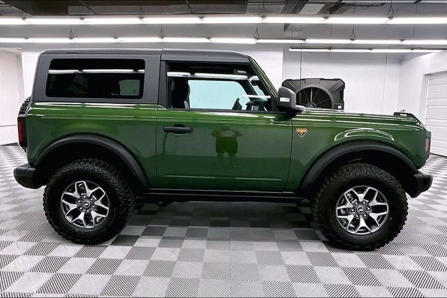 Used 2025 Ford Bronco Badlands AWD/4WD image 14