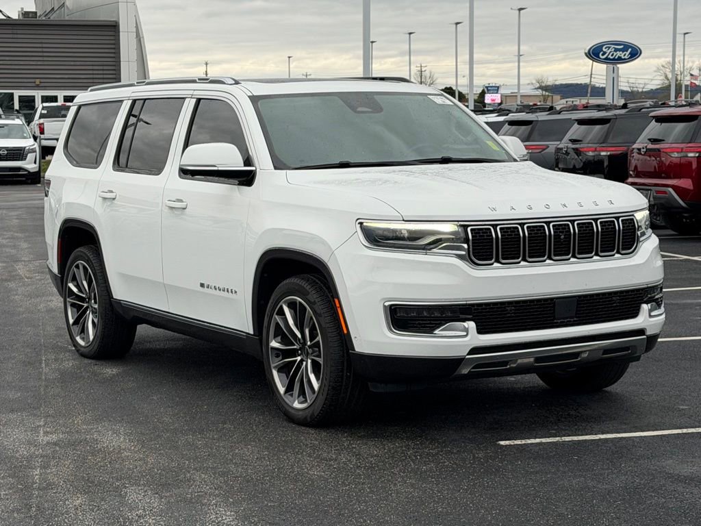 Used 2022 Jeep Wagoneer Series III w/ Premium Group I image 2