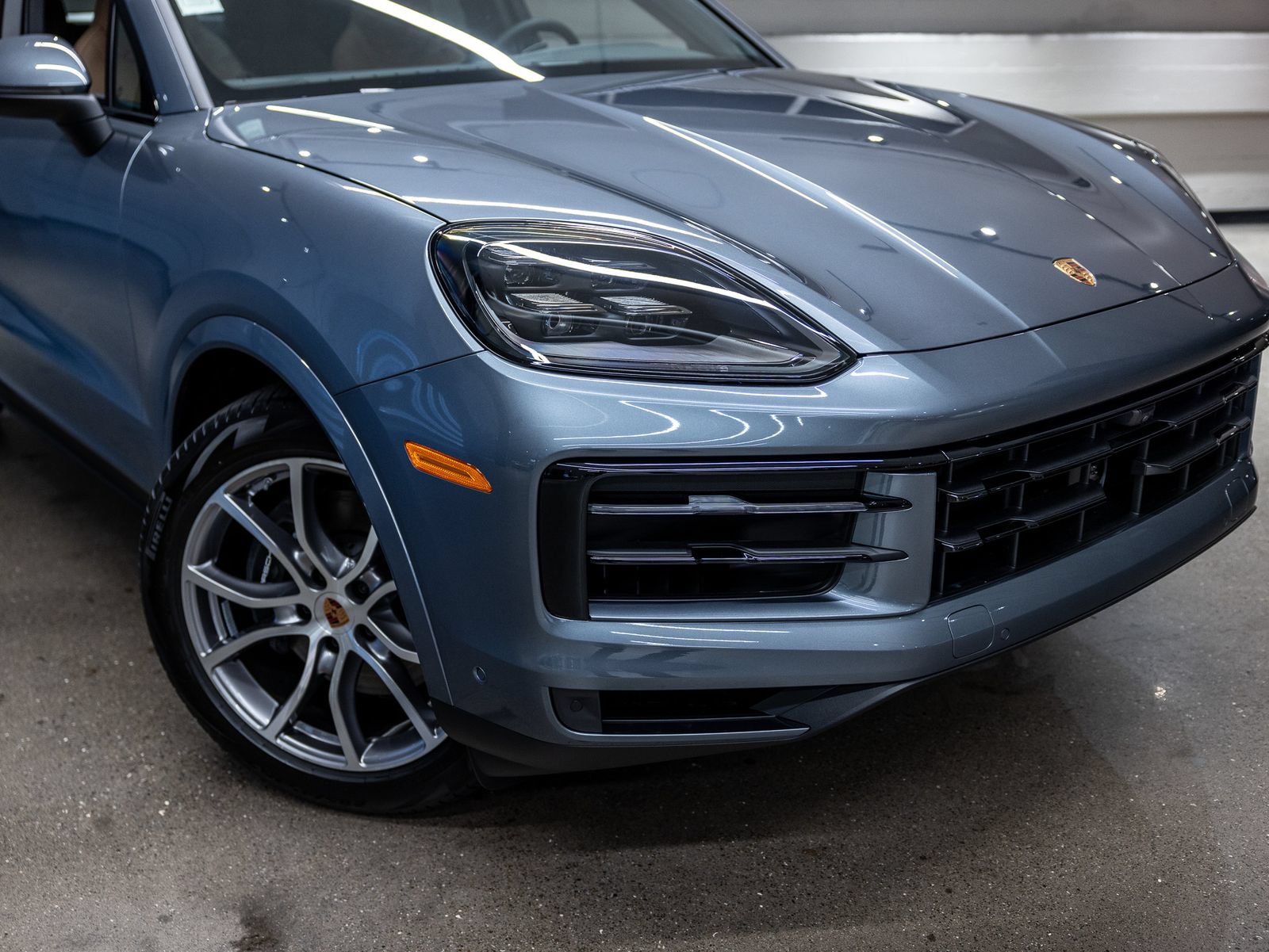 New 2026 Porsche Cayenne Coupe AWD/4WD image 17